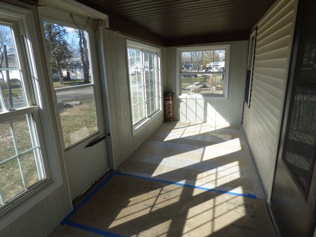 472 N Warren Ave Columbus Oh 43204-3471 - Photo 2 of 10