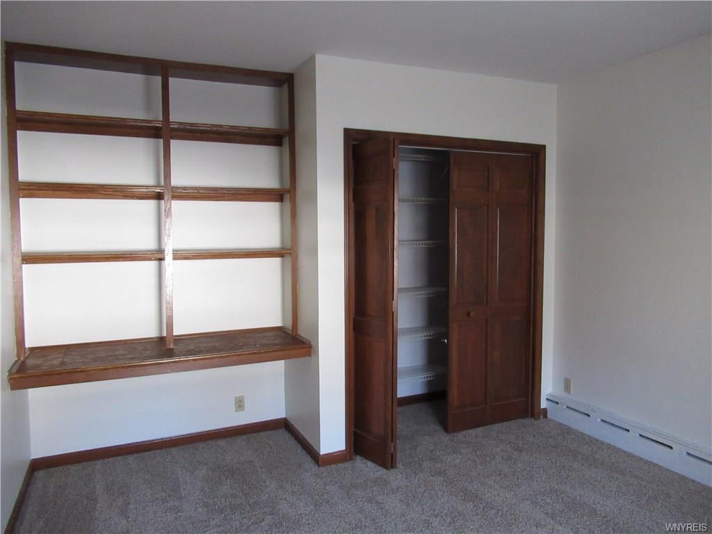 1229 Oliver St - Photo 2 of 18