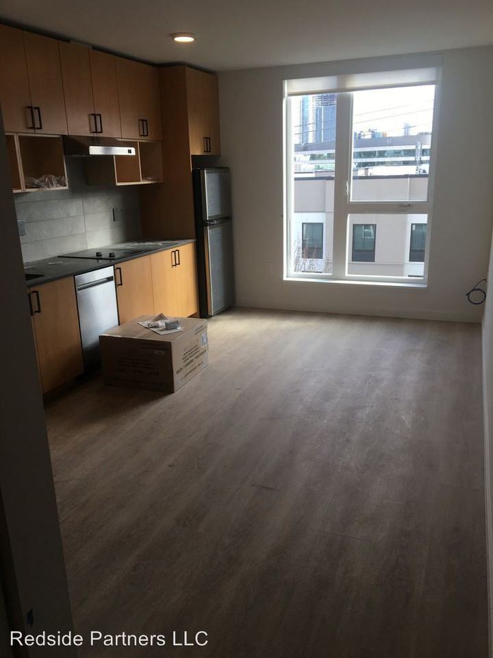 Alloy Apartments - Photo 7 of 52