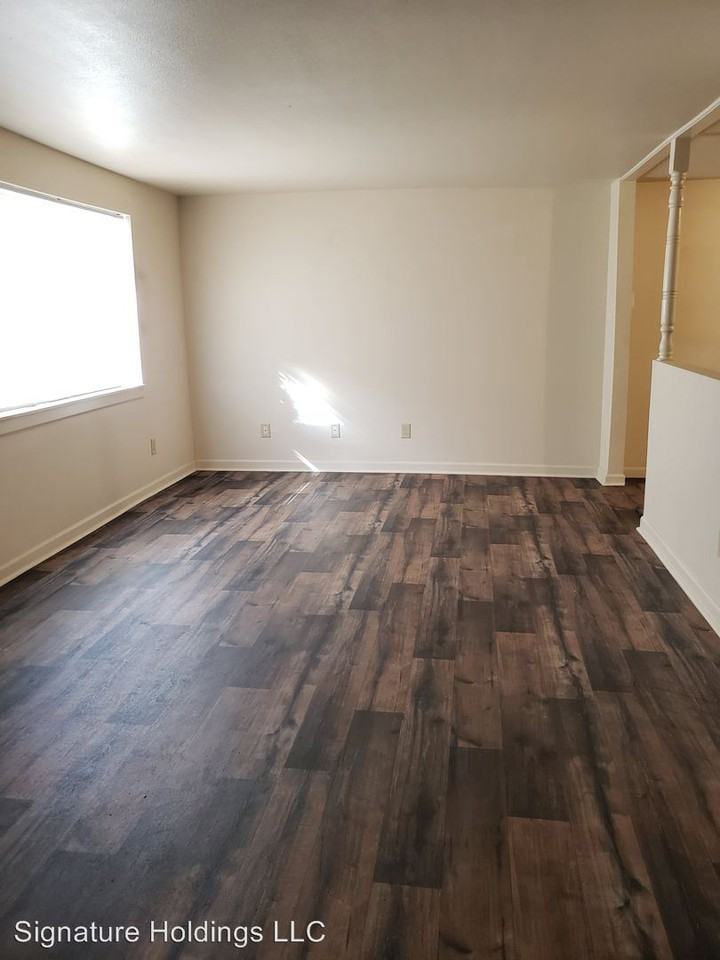 25 N. Airport Road - Photo 3 of 8