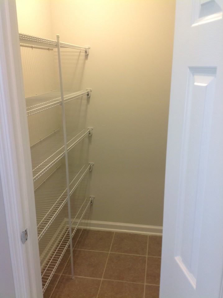 498 Richmond Dr - Photo 5 of 11