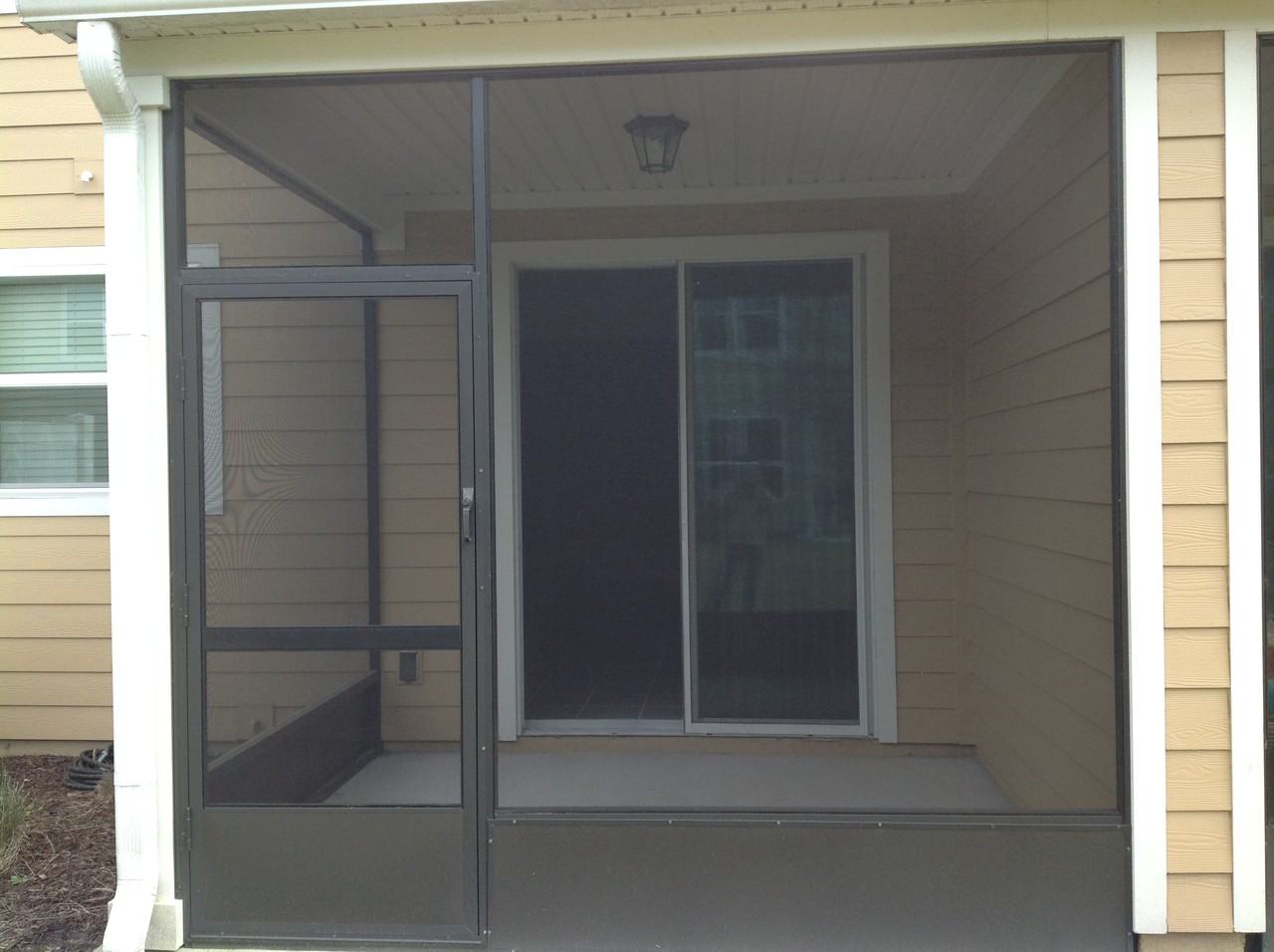 498 Richmond Dr - Photo 6 of 11