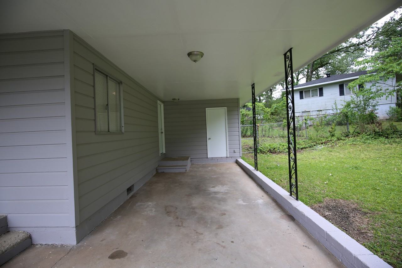 9825 Virginianna Dr - Photo 3 of 22