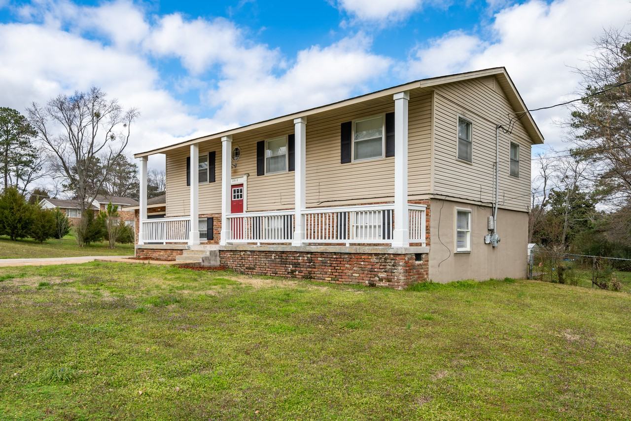2510 Birchfield St Nw - Photo 3 of 34