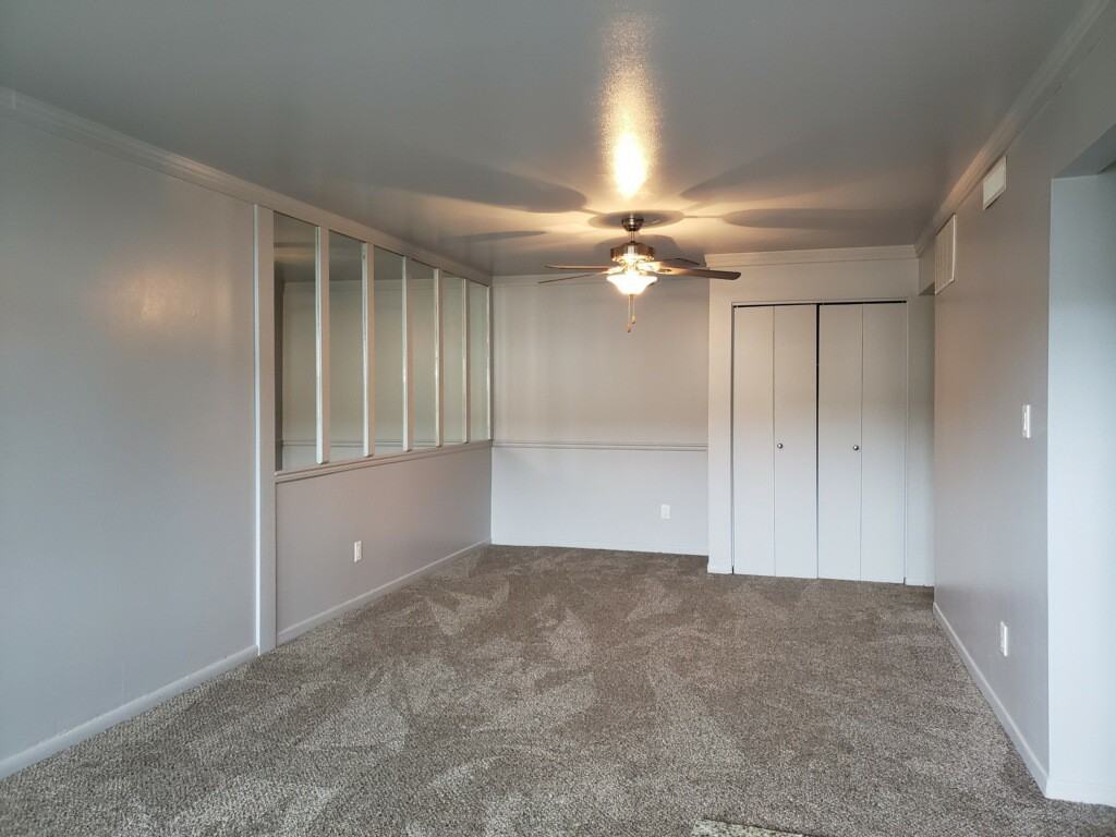 4710 Charecote Ln - Photo 3 of 9