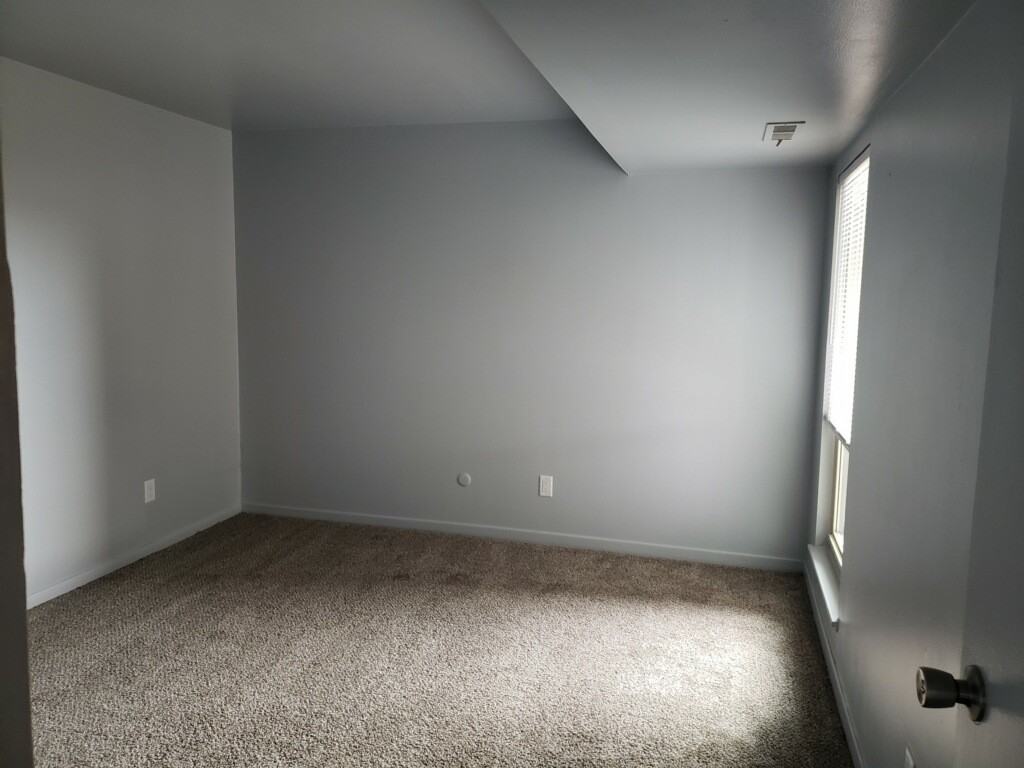 4710 Charecote Ln - Photo 5 of 9