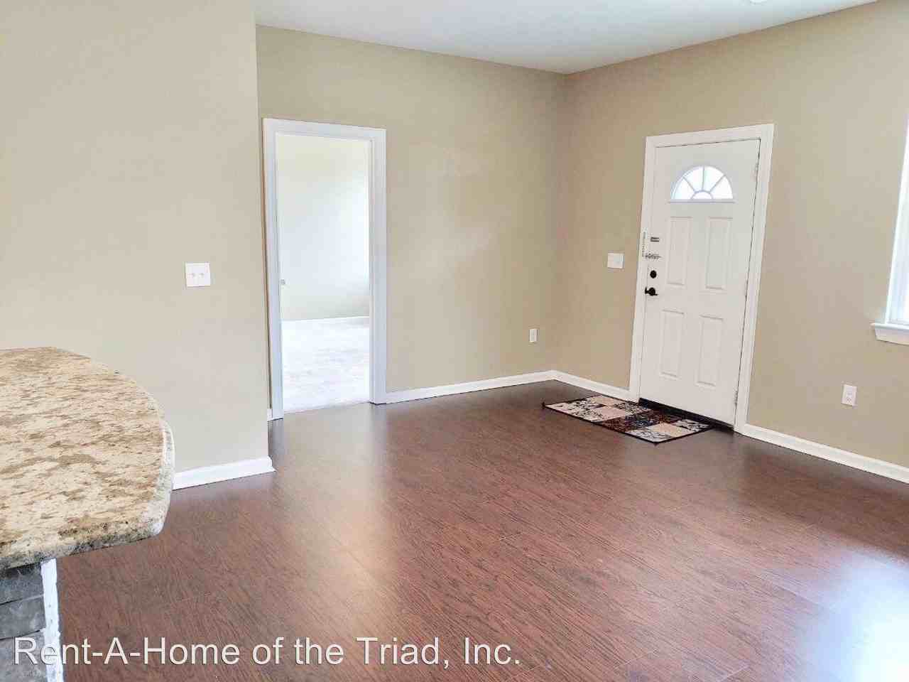 807 Rockett Street - Photo 2 of 15