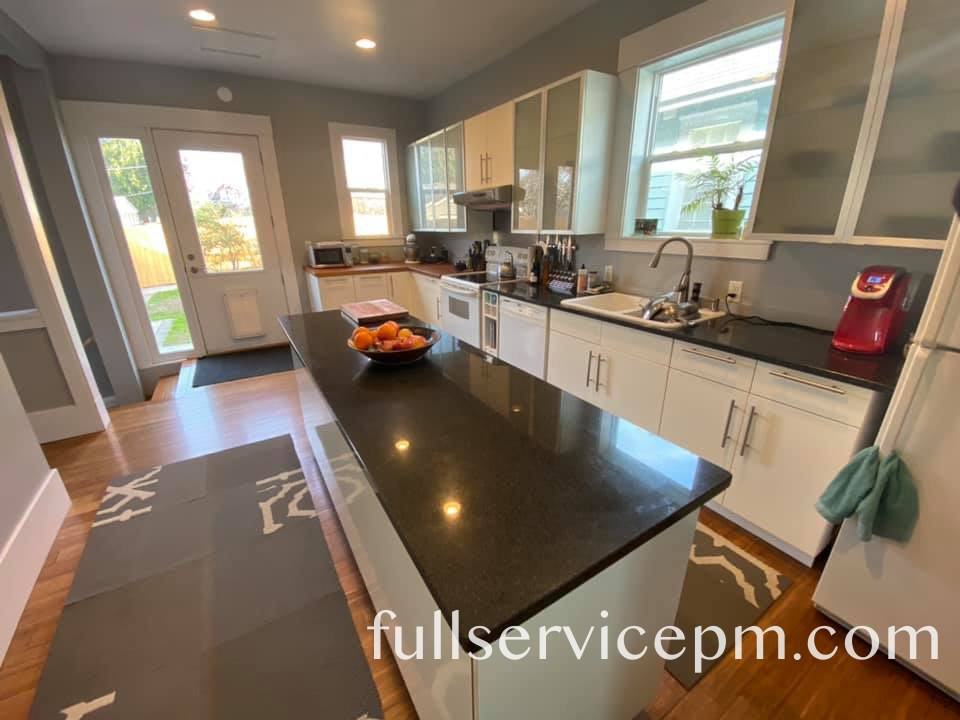 4208 S Spencer St - Photo 2 of 14