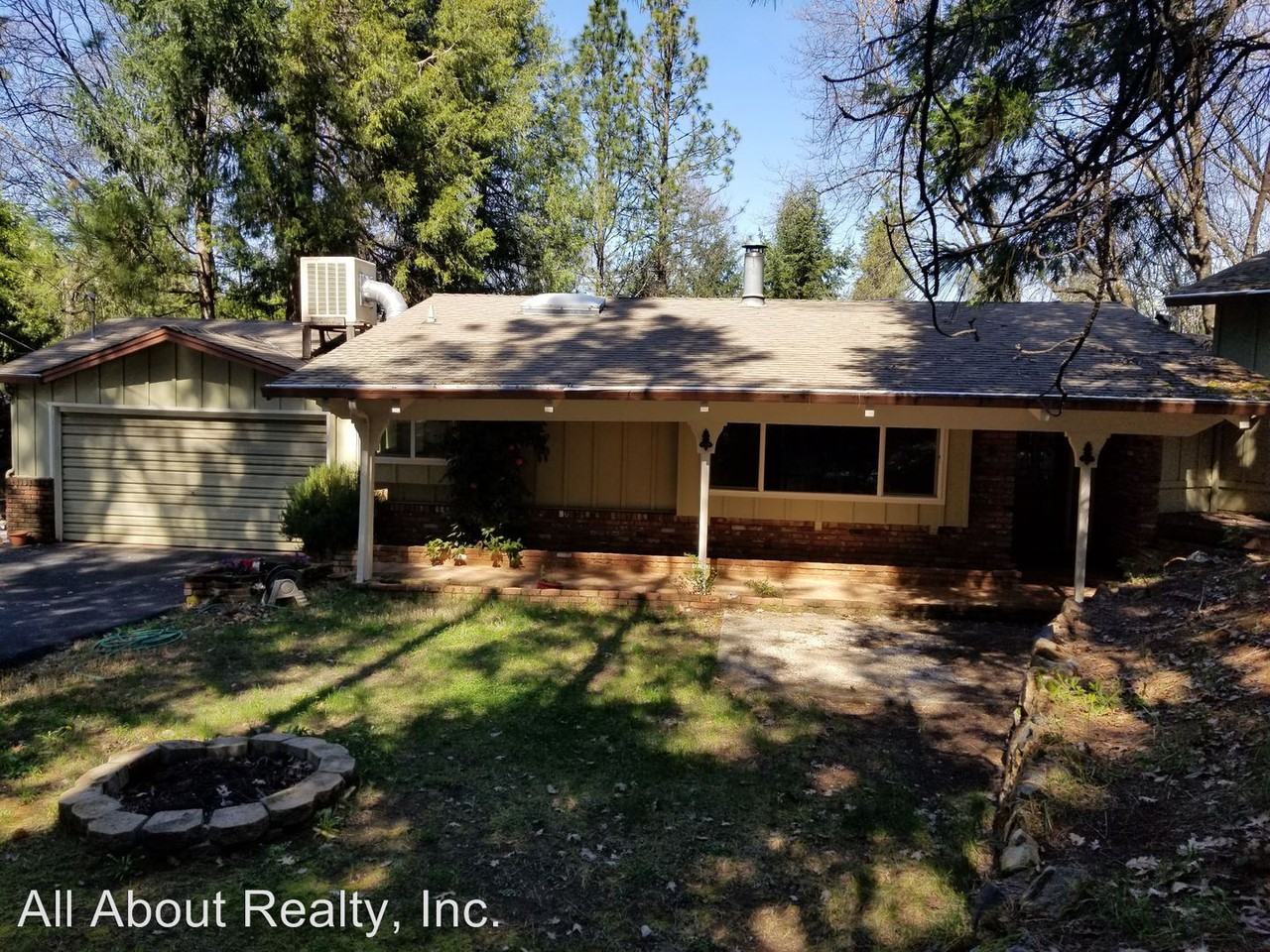 2480 Five Oak Drive - Photo 3 of 13