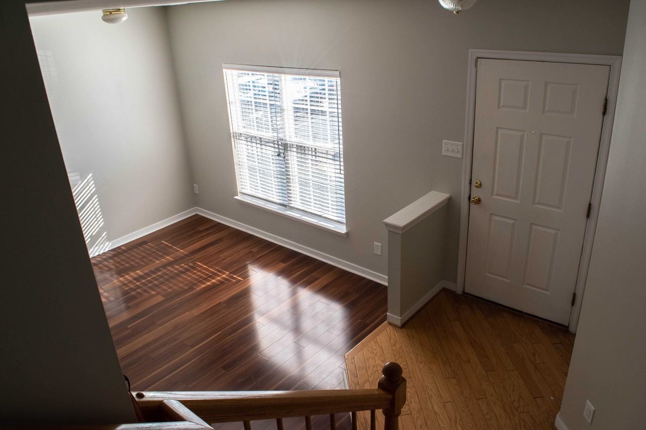 5504 Springwater Ln - Photo 3 of 21