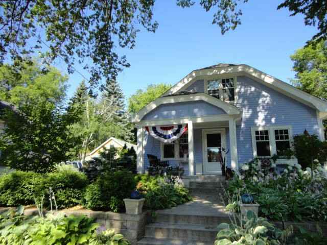 W59N457 W59n457 Hilgen Ave. - Photo 2 of 25