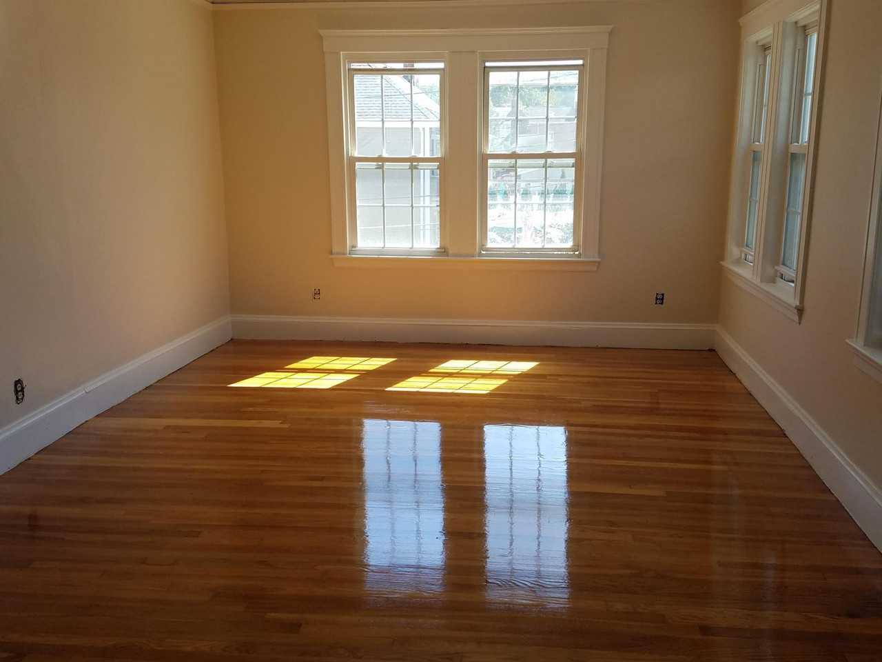 62 Nathan - Photo 3 of 20