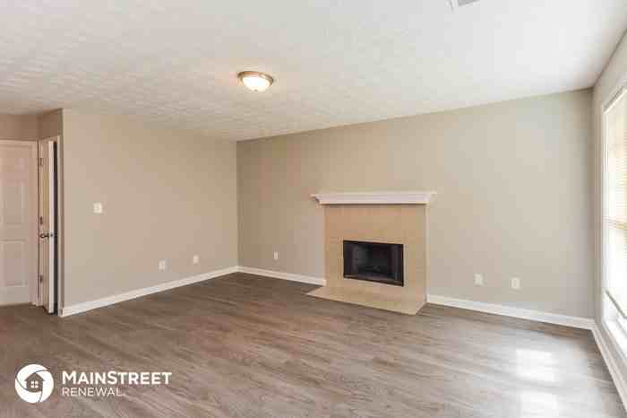 1120 Bramblewood Drive - Photo 3 of 16