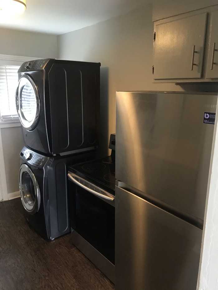 2333 Bird St - Photo 3 of 9