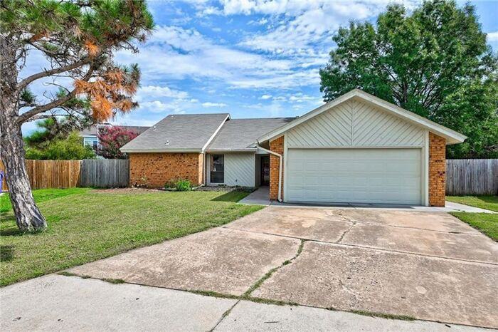 3100 Greenwood Court - Photo 2 of 34