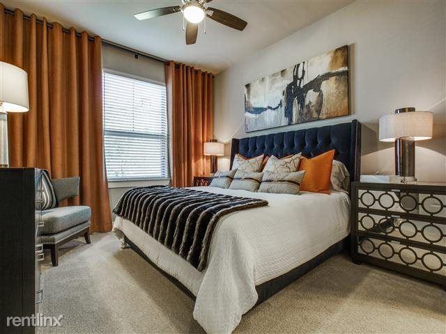 5015 Meridian Ln - Photo 2 of 6