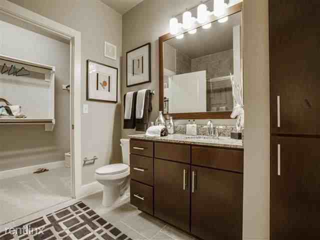 5015 Meridian Ln - Photo 3 of 6