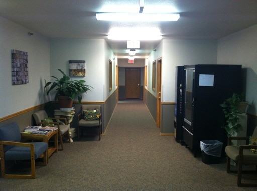 415 N Higgins Ave - Photo 3 of 13