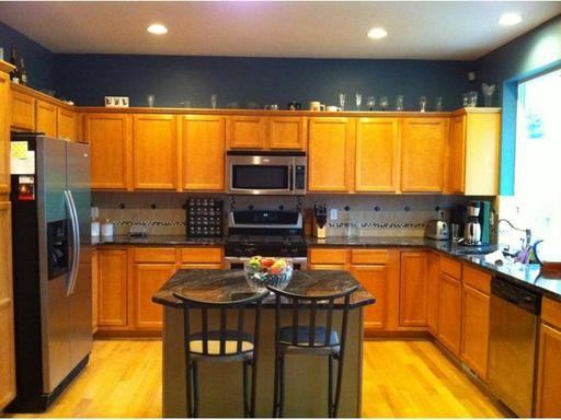 2729 85th Ave NE - Photo 2 of 9