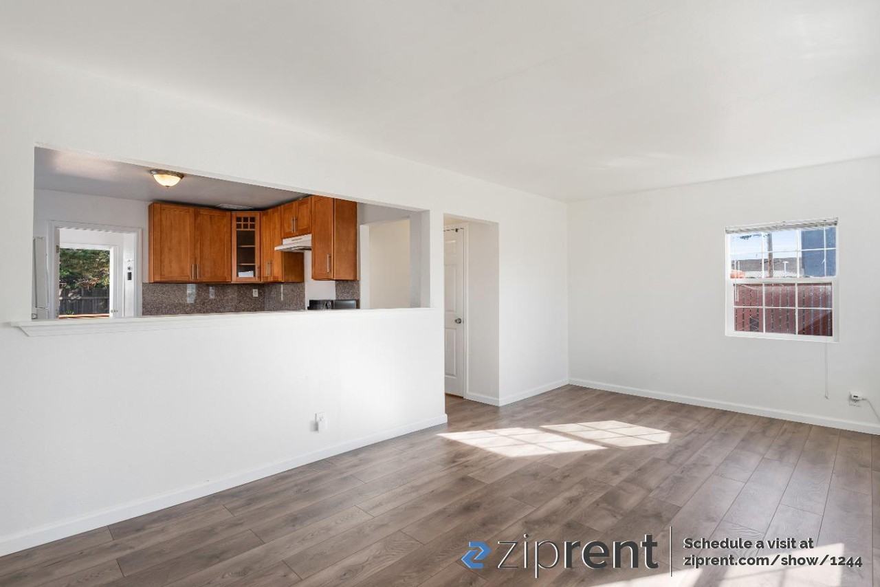 3817 Waller Ave - Photo 3 of 18