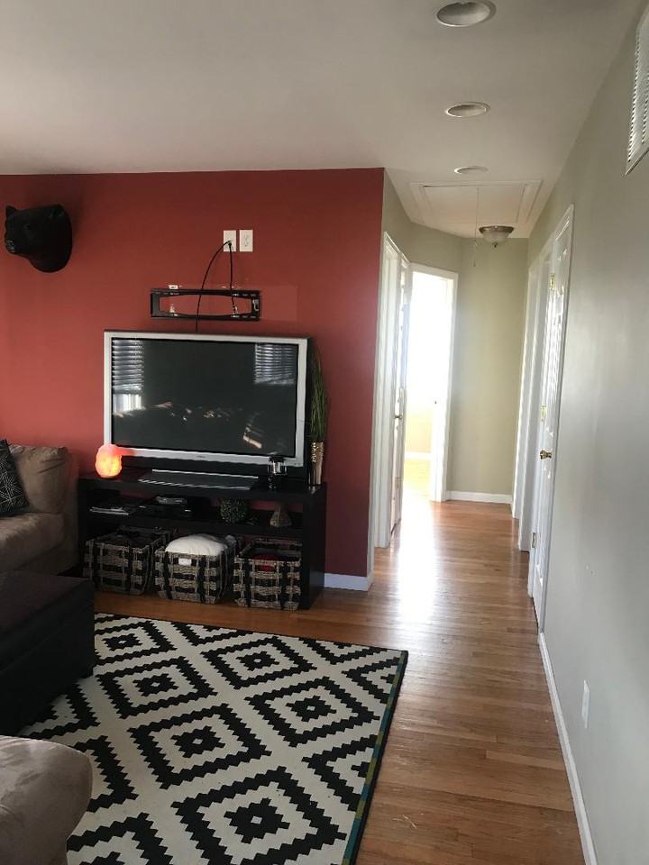 266 Hudson Avenue - Photo 3 of 10