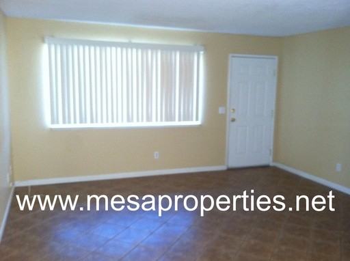 22189 Tajanta Ct - Photo 2 of 8