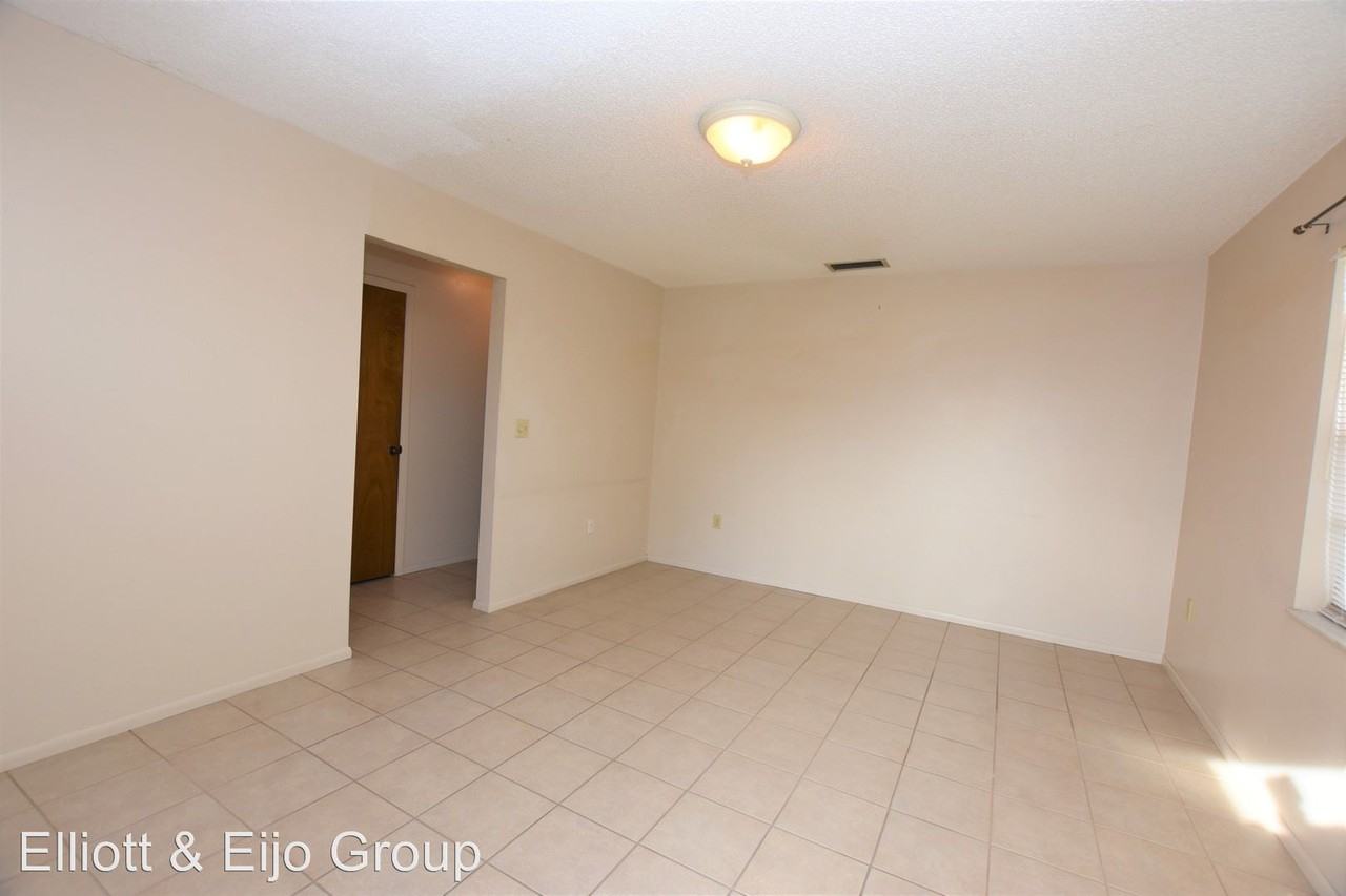 N Frontage Rd - Photo 3 of 10