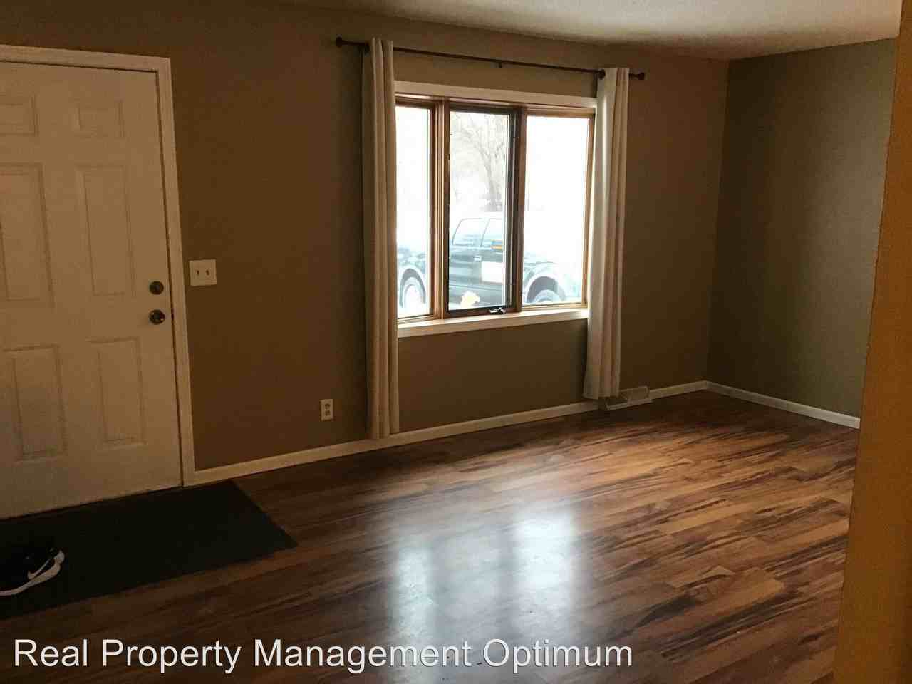 605 Temple St - Photo 2 of 16