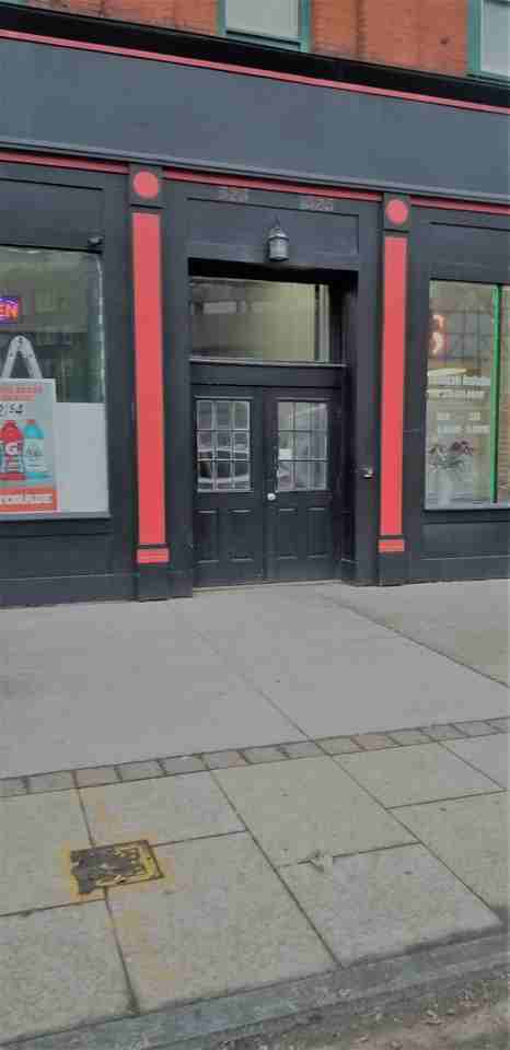 315-325 N Salina St - Photo 2 of 8