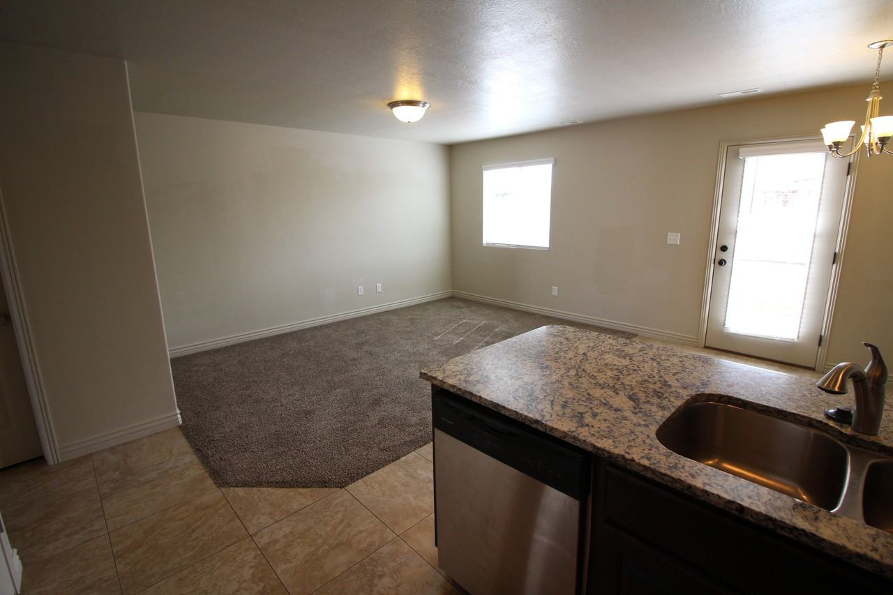 4325 Ws #3B - Photo 3 of 22
