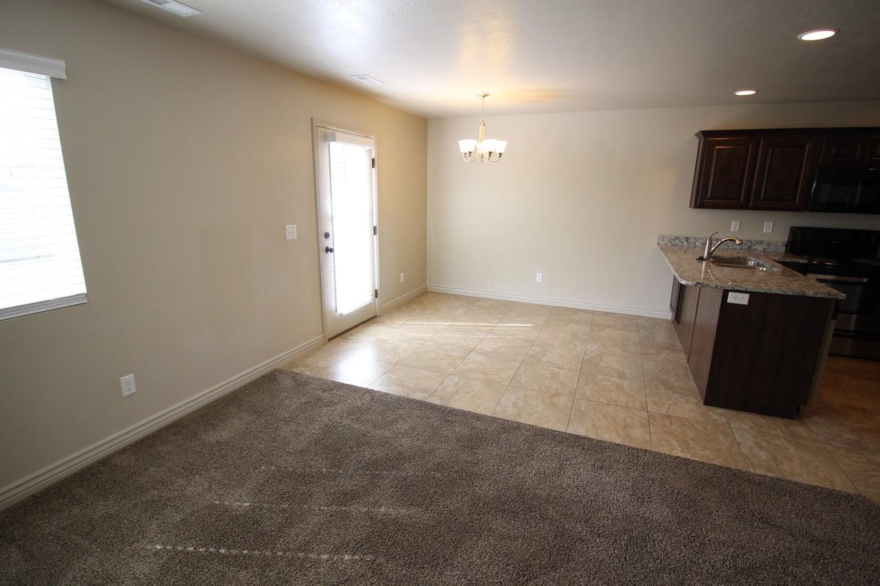 4325 Ws #3B - Photo 4 of 22