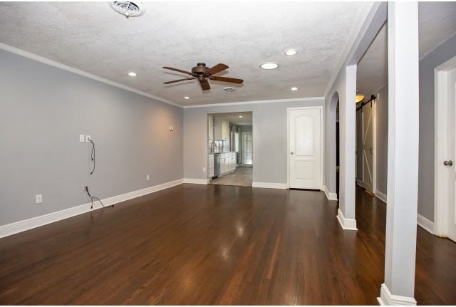 1502 E Gore St - Photo 2 of 21