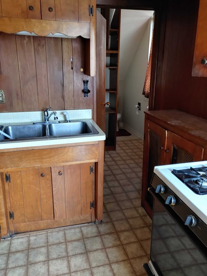 212 North 4th Street - Photo 2 of 8