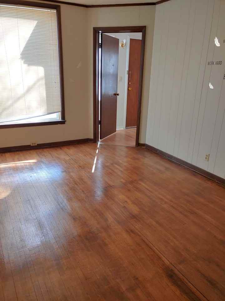 212 North 4th Street - Photo 3 of 8