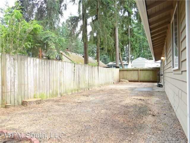 18719 Se 268th St. - Photo 2 of 10