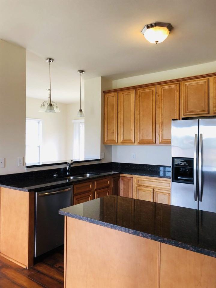 1511 Bowie Road - Photo 3 of 22