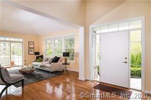 6 Terra Nova Circle - Photo 2 of 3