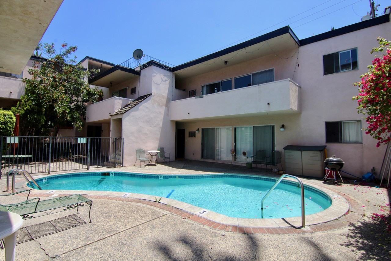 Norton Ave. & N. Harper Ave. - Photo 3 of 50