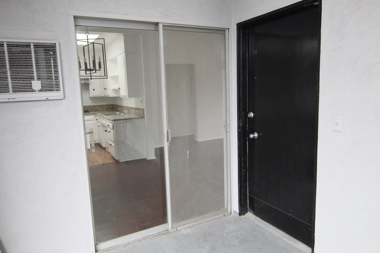 Norton Ave. & N. Harper Ave. - Photo 4 of 50