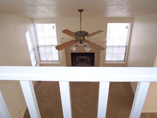 8320 E 120th Pl - Photo 2 of 10