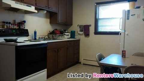 1605 S 3rd St #3 - Photo 2 of 6