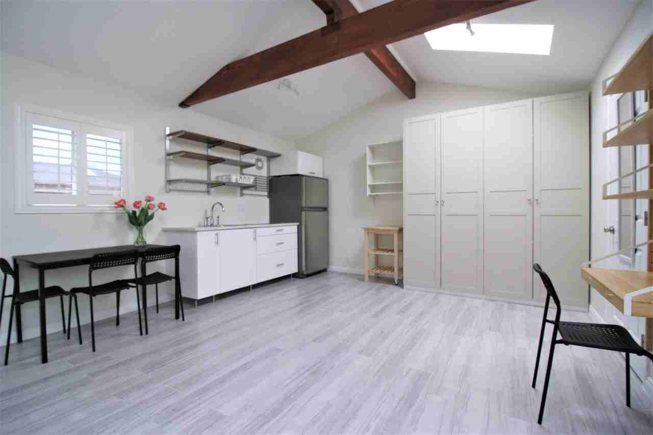 308 North Mission Drive - Photo 7 of 13