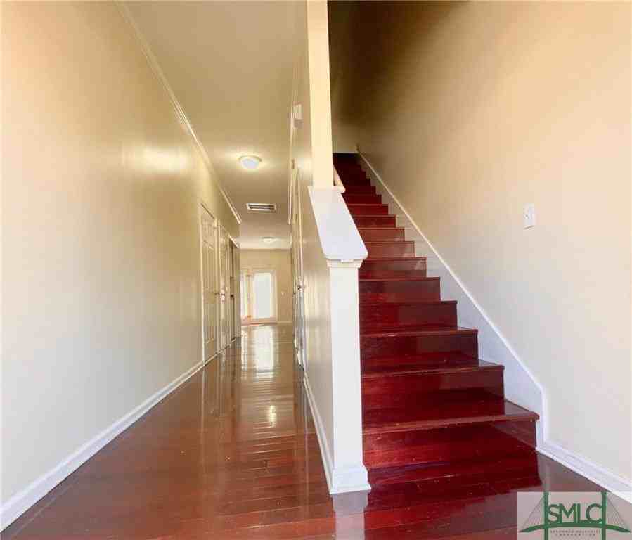 400 Tibet Avenue 10 - Photo 2 of 24