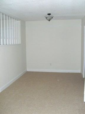 1306 Ashley Hall Rd - Photo 3 of 12