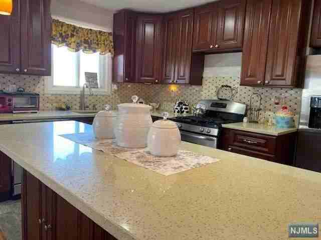 580 Centre Street - Photo 2 of 18