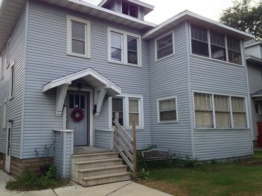 526 Smith Ave S #2 - Photo 3 of 3