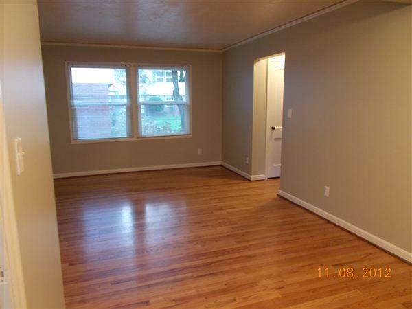 Colonial Gardens Apartments - Photo 2 of 9