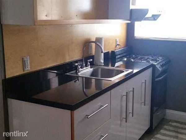 505 74th St - Photo 3 of 14