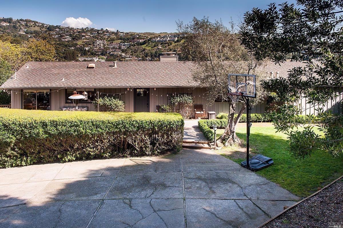 18 Golden Gate Avenue - Photo 2 of 34