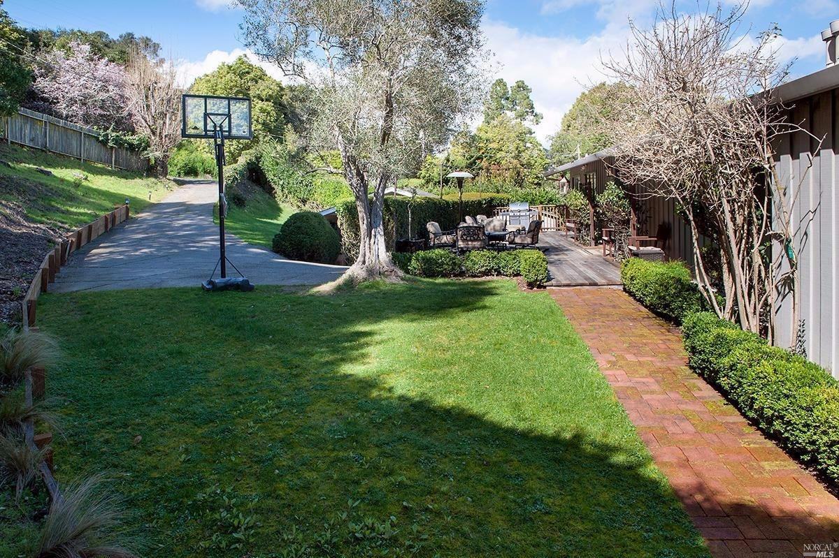 18 Golden Gate Avenue - Photo 3 of 34